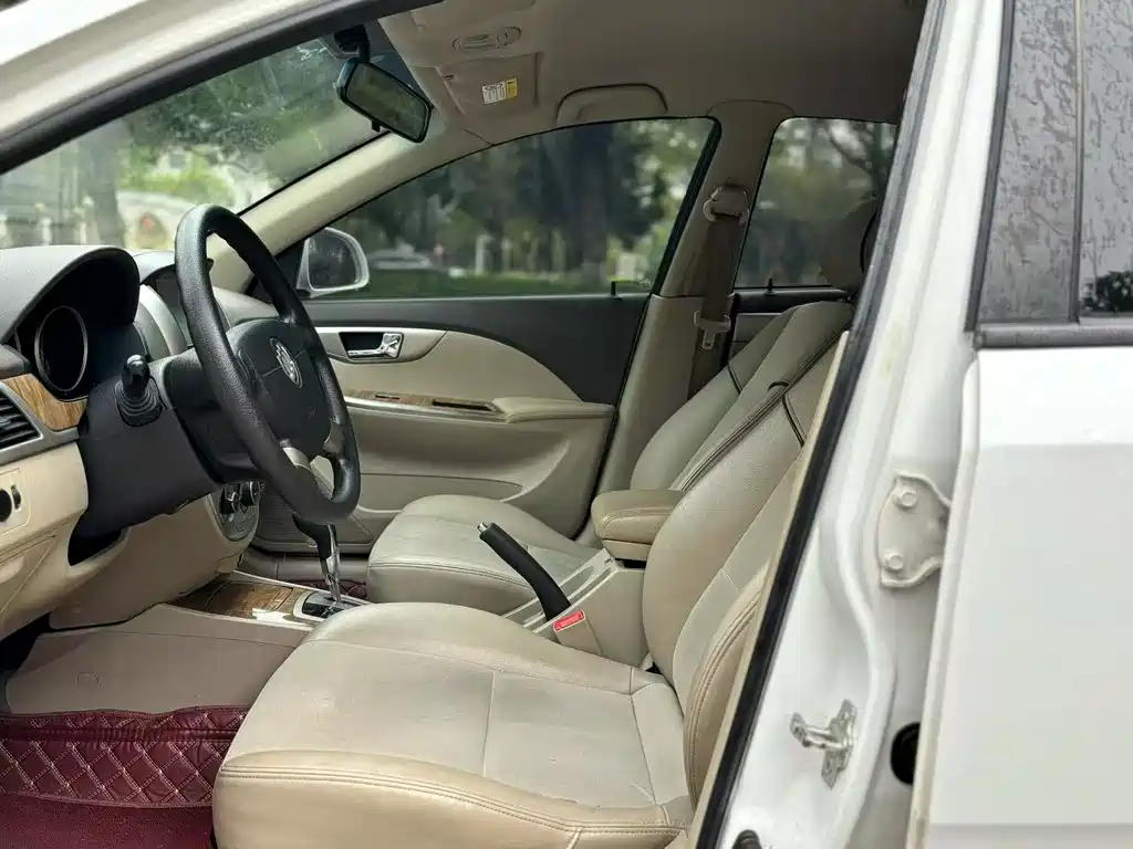 Buick Excelle — миниатюра 4