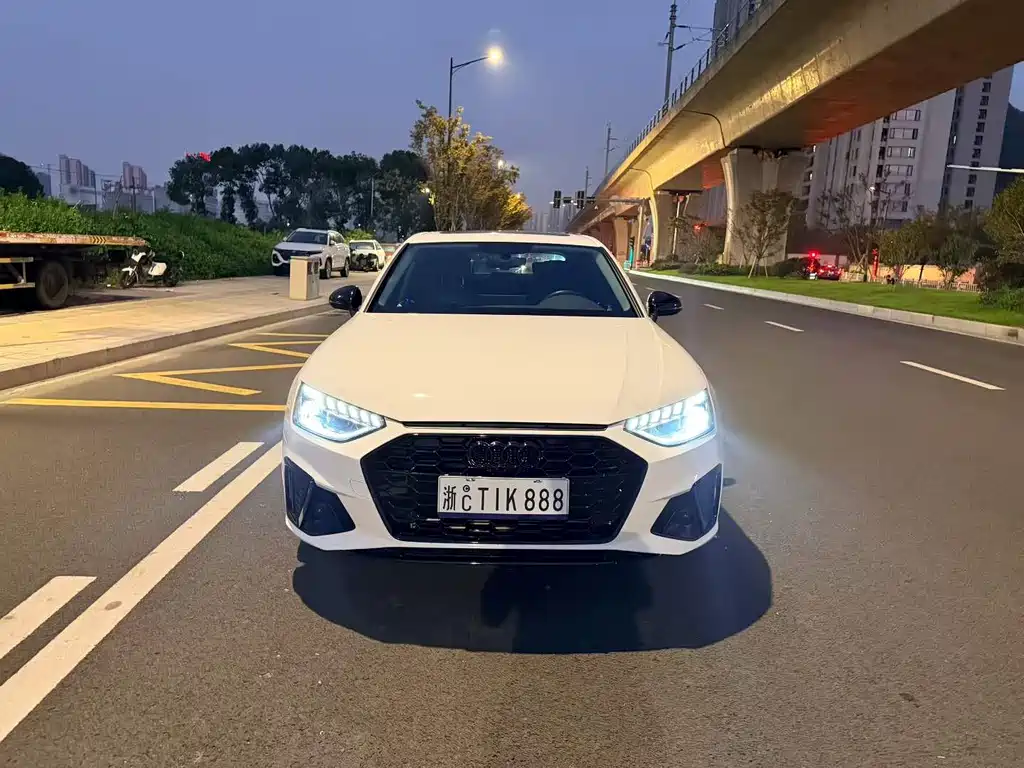 Audi A4L — миниатюра 2