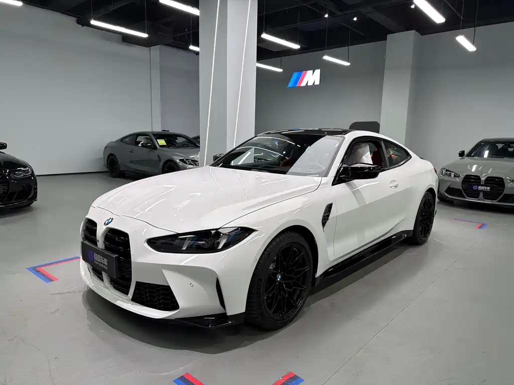 BMW M4 0