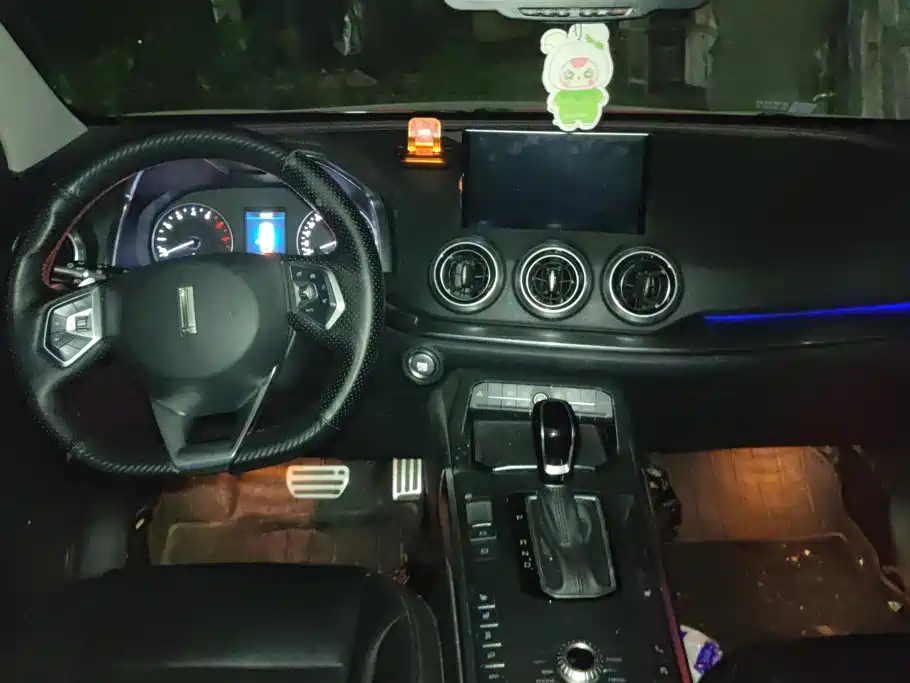 Wey Wey VV5 — миниатюра 12