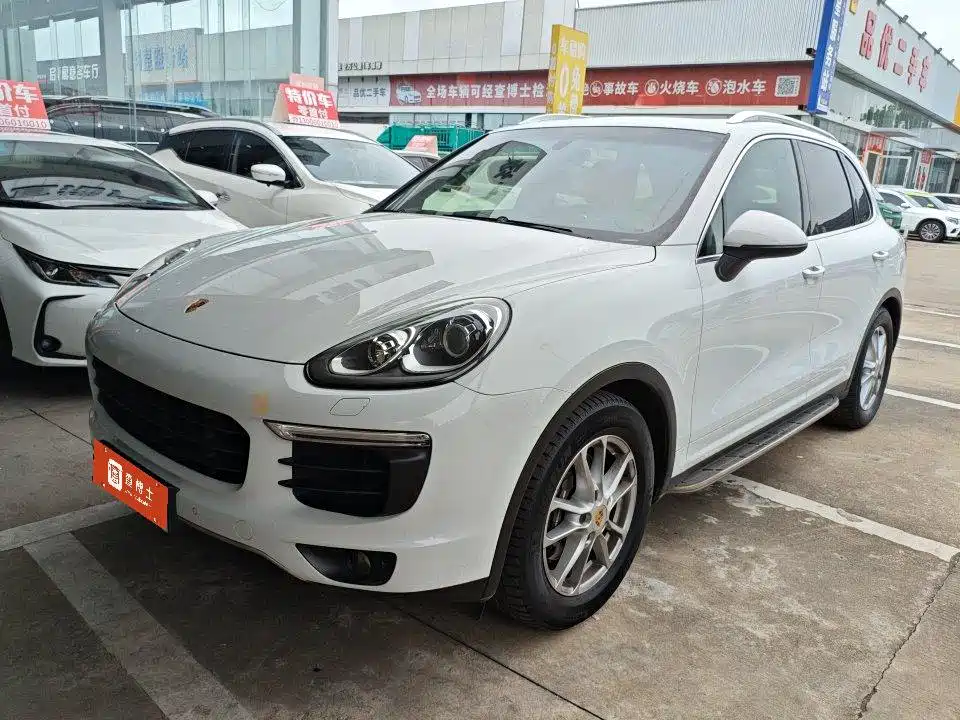 Porsche Cayenne 2016