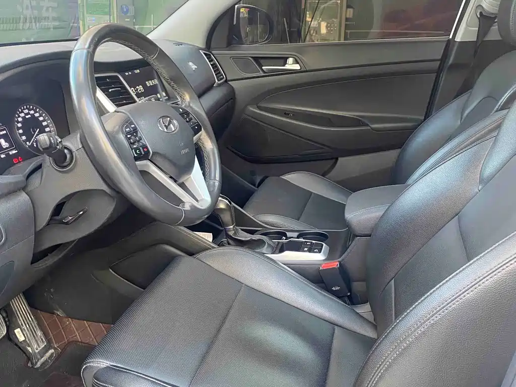 Hyundai Tucson — миниатюра 4