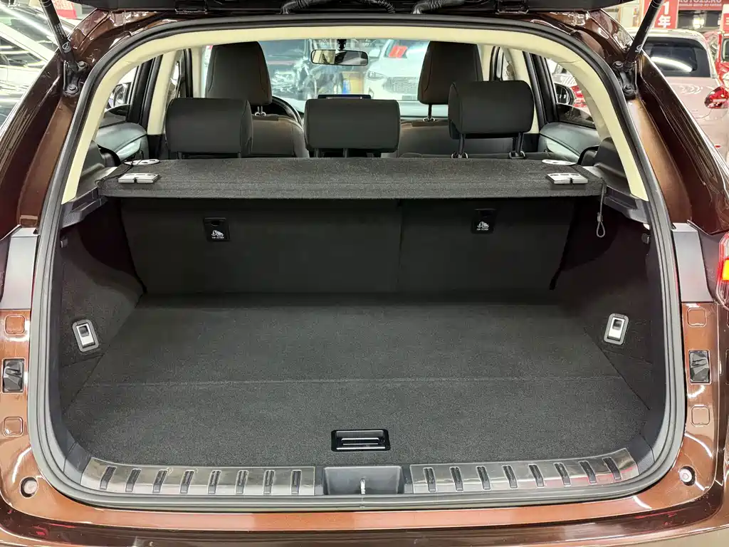 Lexus NX — миниатюра 15