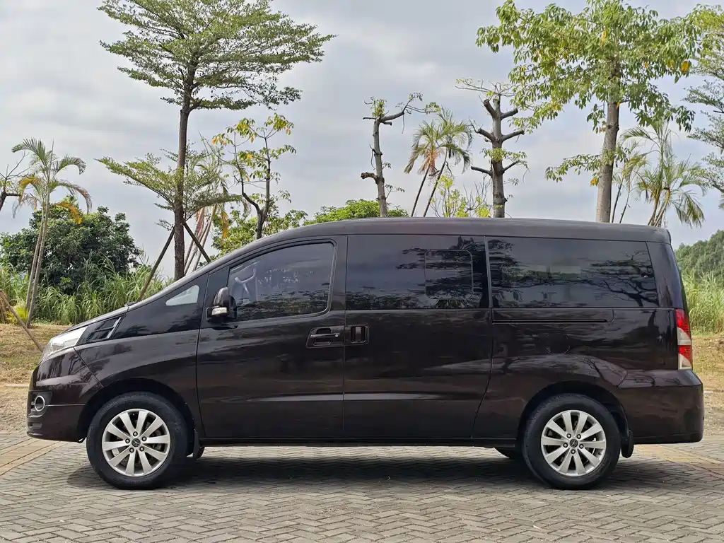 JIANGQI GROUP RUIFENG M5