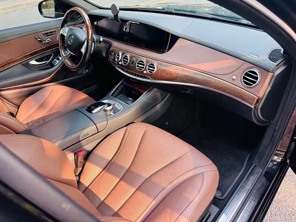 Mercedes-Benz S-Class — миниатюра 6