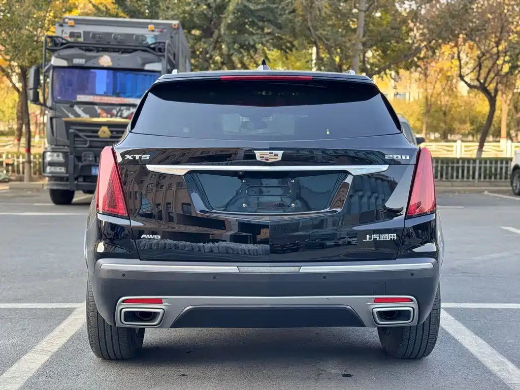 Cadillac XT5 — миниатюра 11