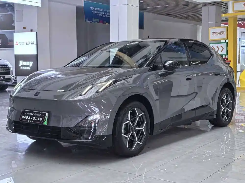 Lynk & Co Z20
