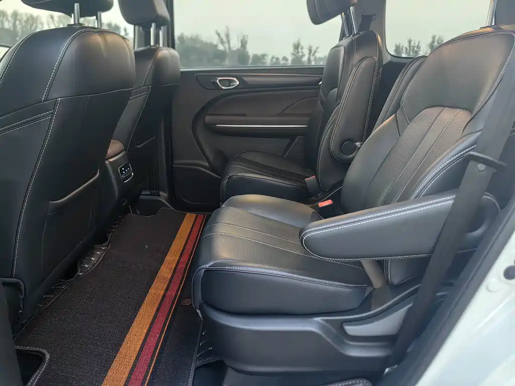 GAC Motor Trumpchi M6 — миниатюра 10