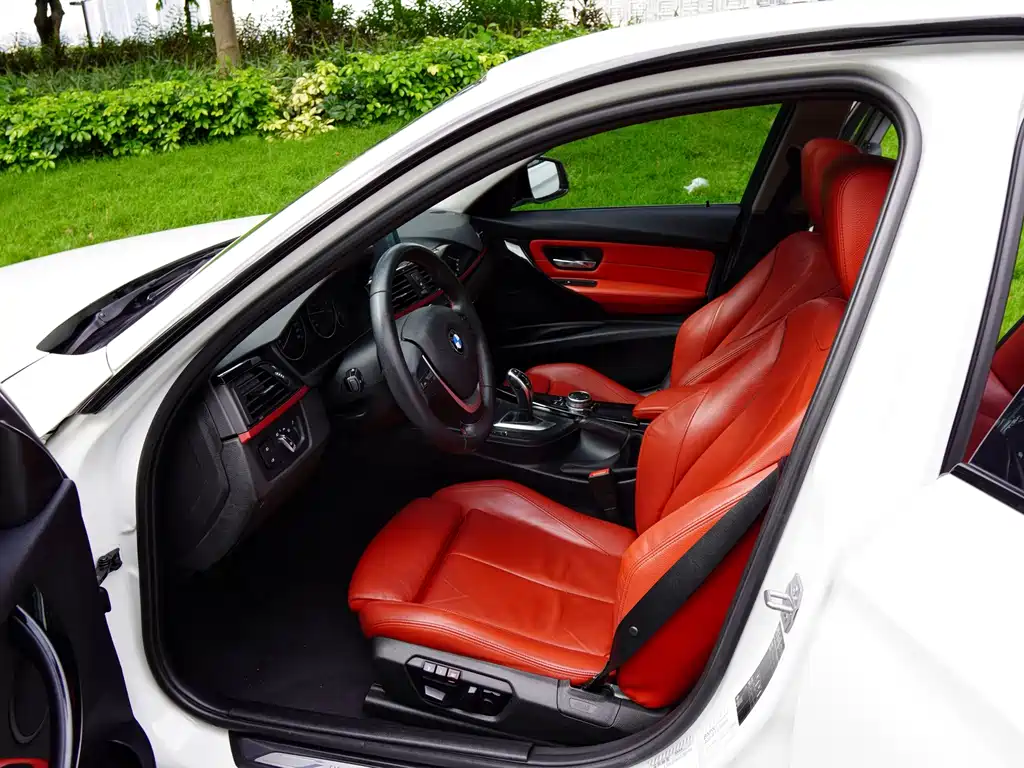 BMW 3 Series — миниатюра 5