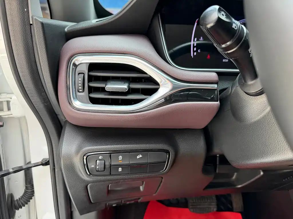 GAC Motor Trumpchi M6 — миниатюра 8