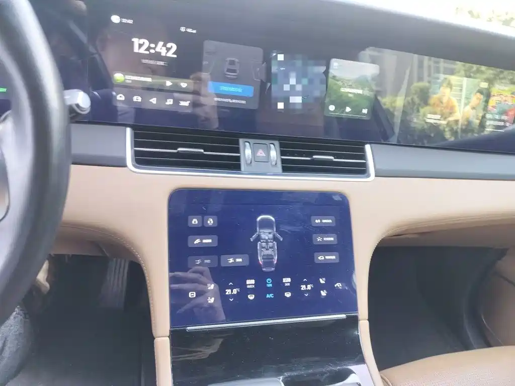 Li Auto Li ONE — миниатюра 9