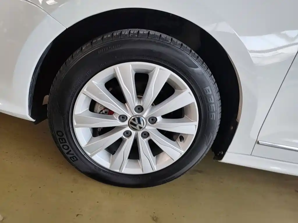 Volkswagen Sagitar — миниатюра 23