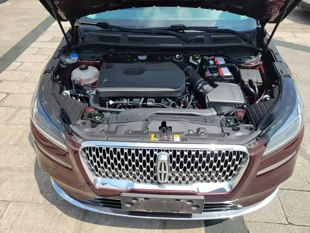 Lincoln Corsair — миниатюра 12