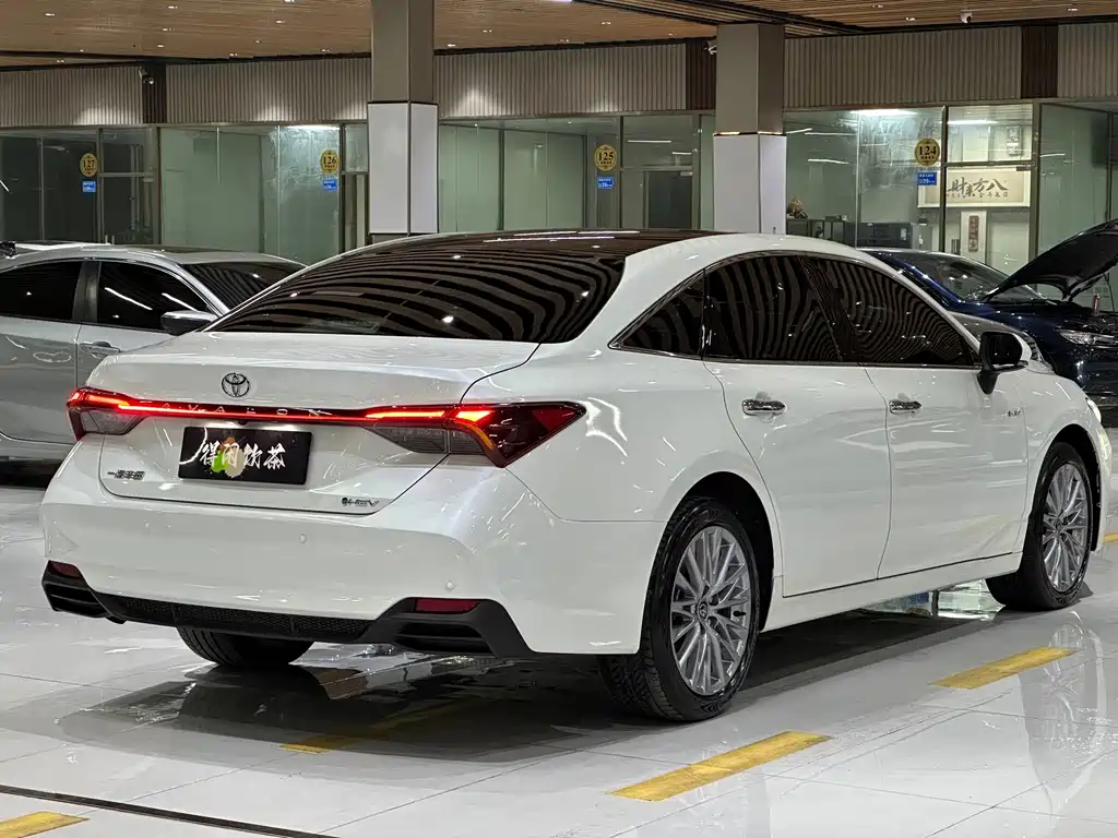 Toyota Avalon — миниатюра 20