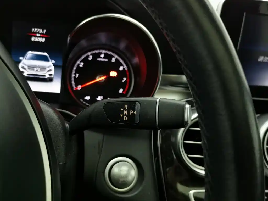 Mercedes-Benz GLC — миниатюра 13