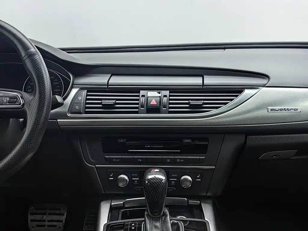 Audi A6L — миниатюра 12