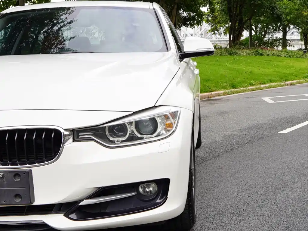 BMW 3 Series — миниатюра 18