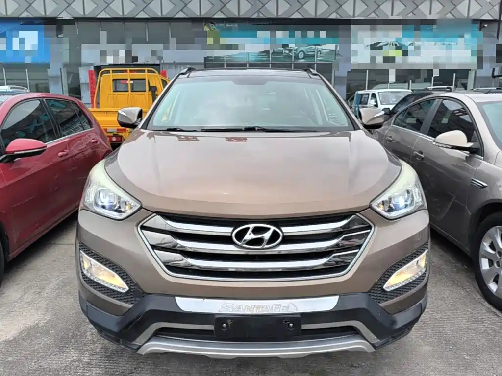 Hyundai Santa Fe — миниатюра 3
