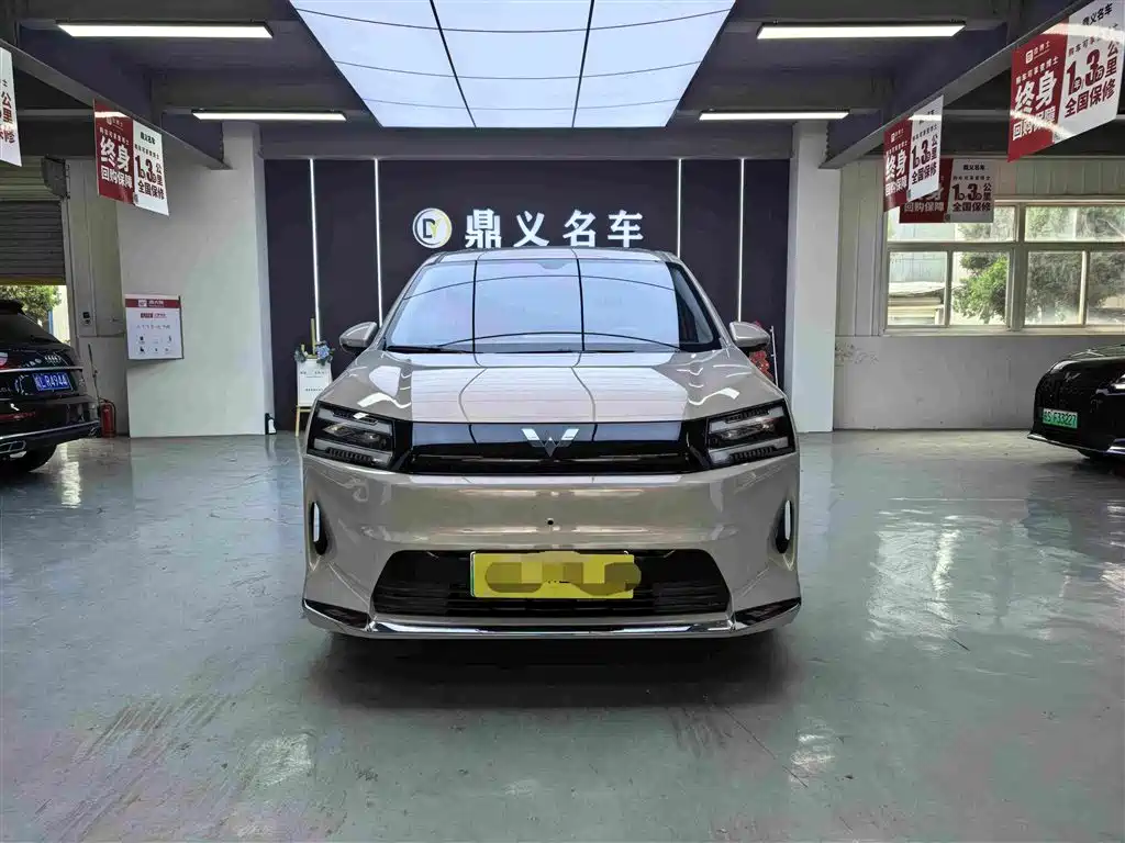 Wuling Xingguang 730 New Energy — миниатюра 2