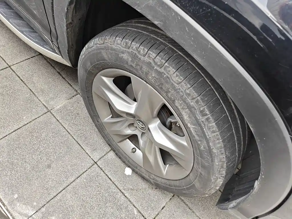 Toyota Highlander — миниатюра 24