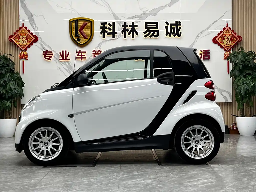 smart Smart Fortwo — миниатюра 7