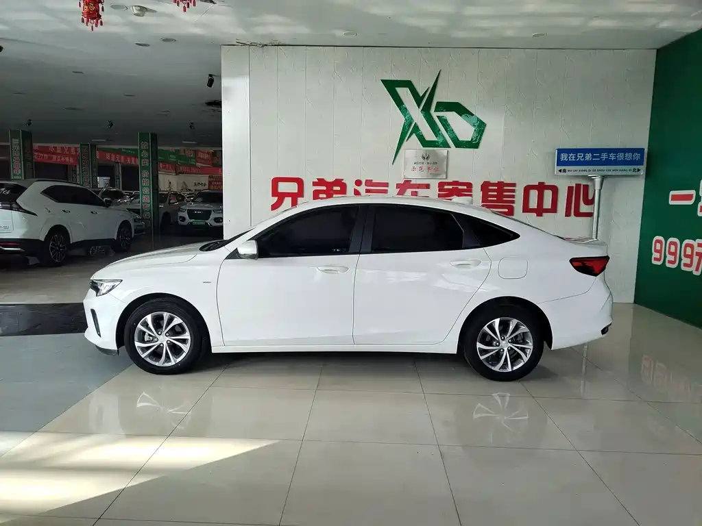 Buick Verano — миниатюра 2