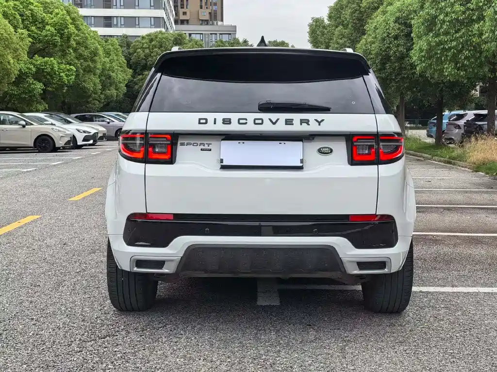Land Rover Discovery Sport 2022 249PS R-Dynamic S 5 мест