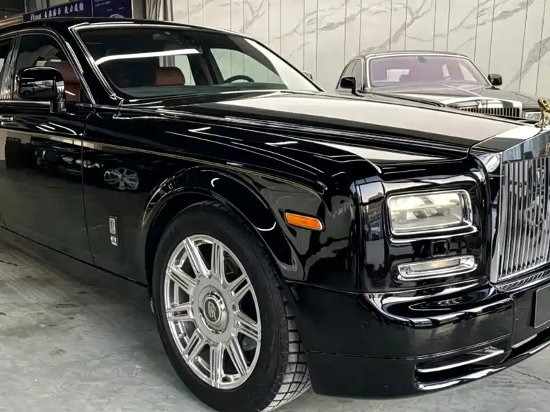 Rolls-Royce Phantom — миниатюра 2