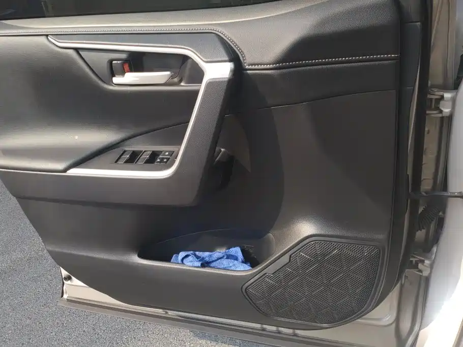 Toyota Wildlander — миниатюра 7
