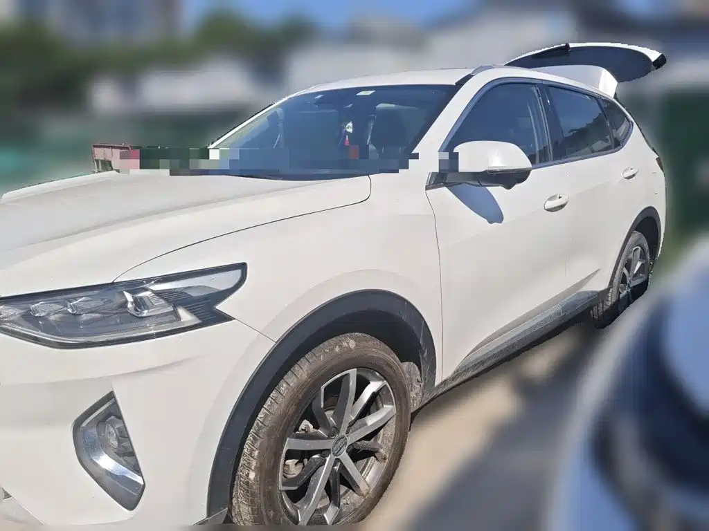 Haval F7