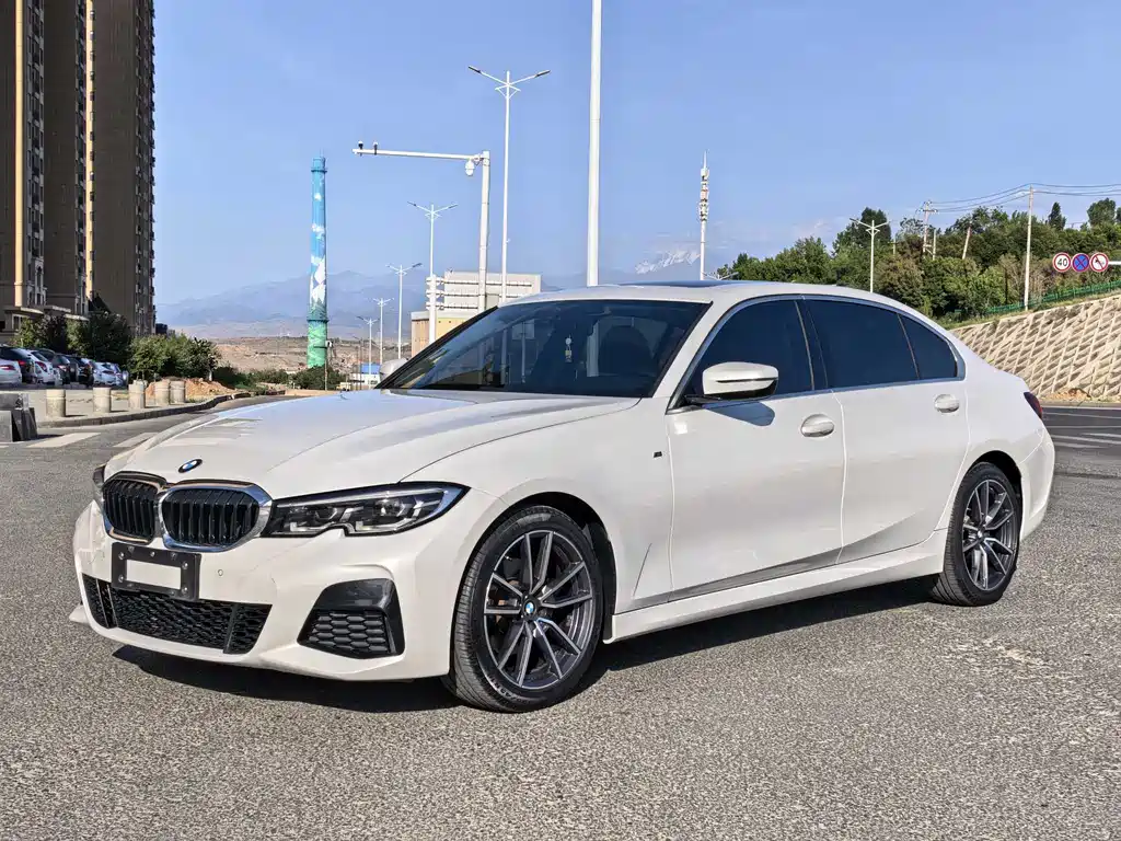 BMW 3 Series 2021