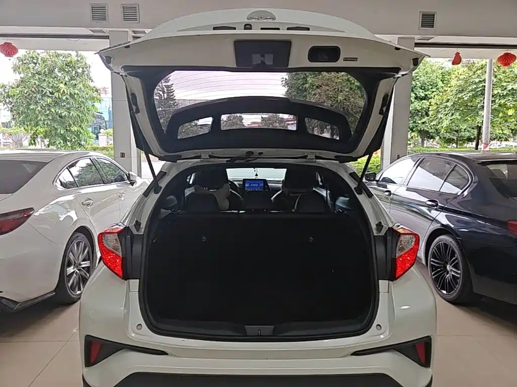 Toyota IZOA — миниатюра 19