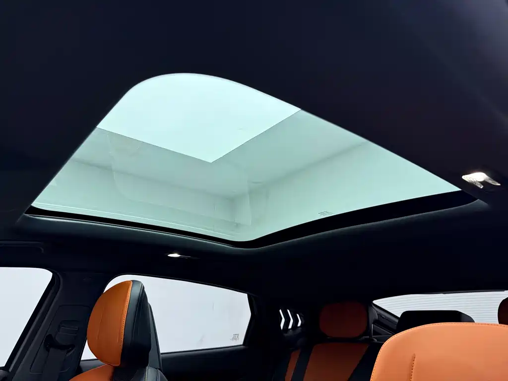 Changan UNI-V iDD — миниатюра 18