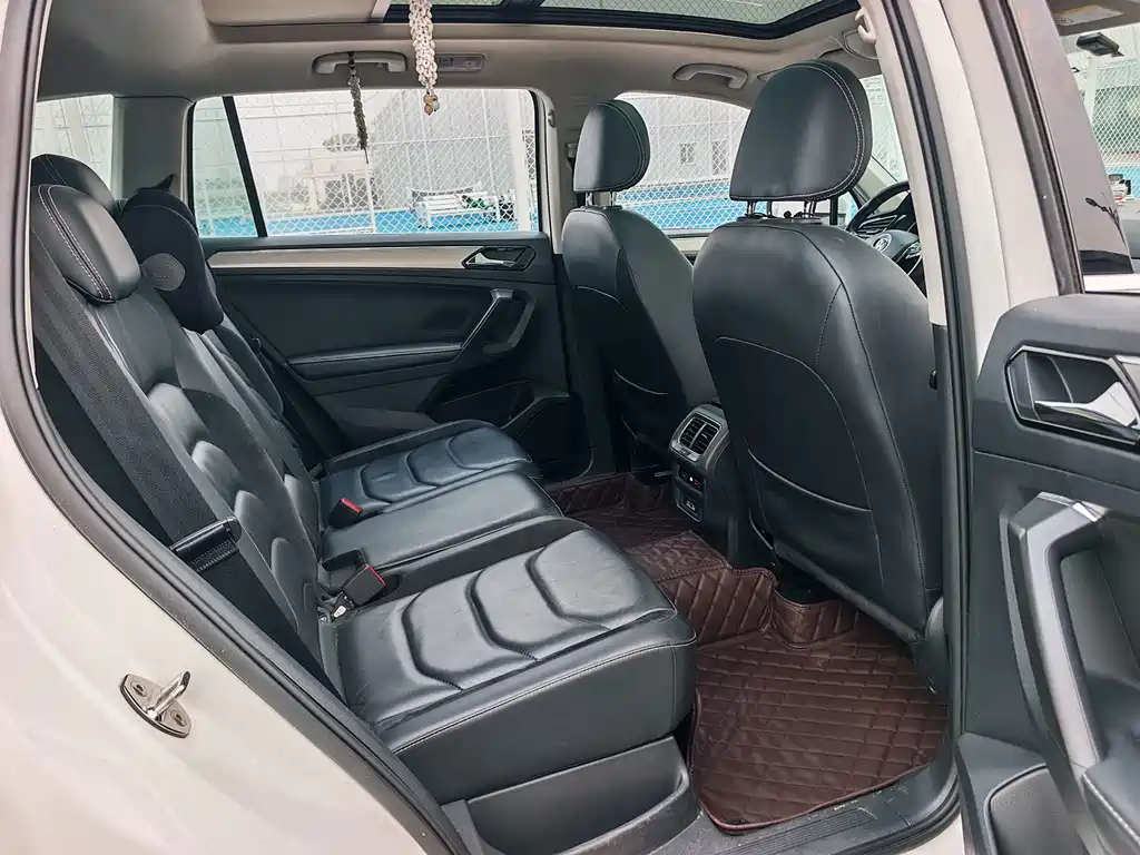Volkswagen Tiguan L — миниатюра 13