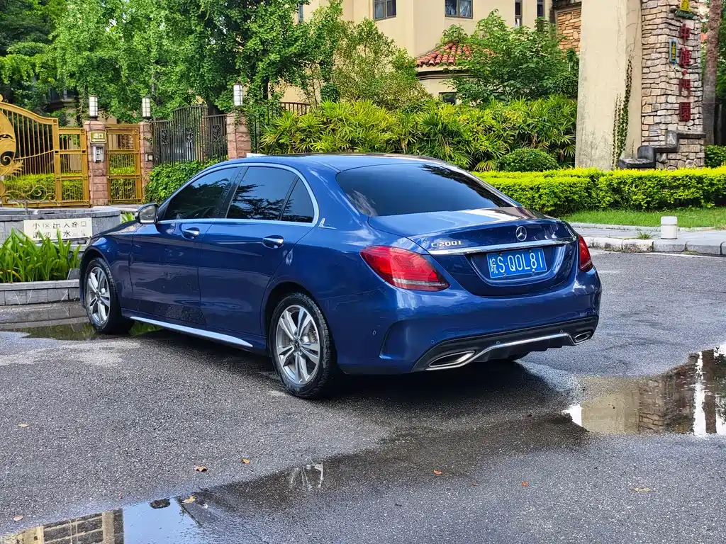 Mercedes-Benz C-Class — миниатюра 4