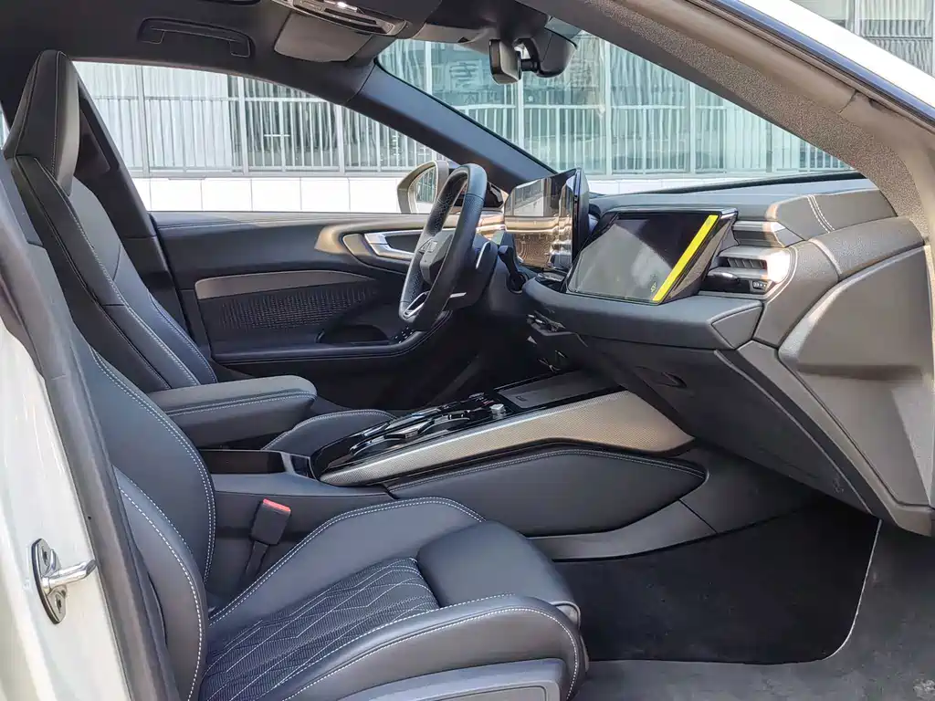Audi A5L Sportback — миниатюра 11