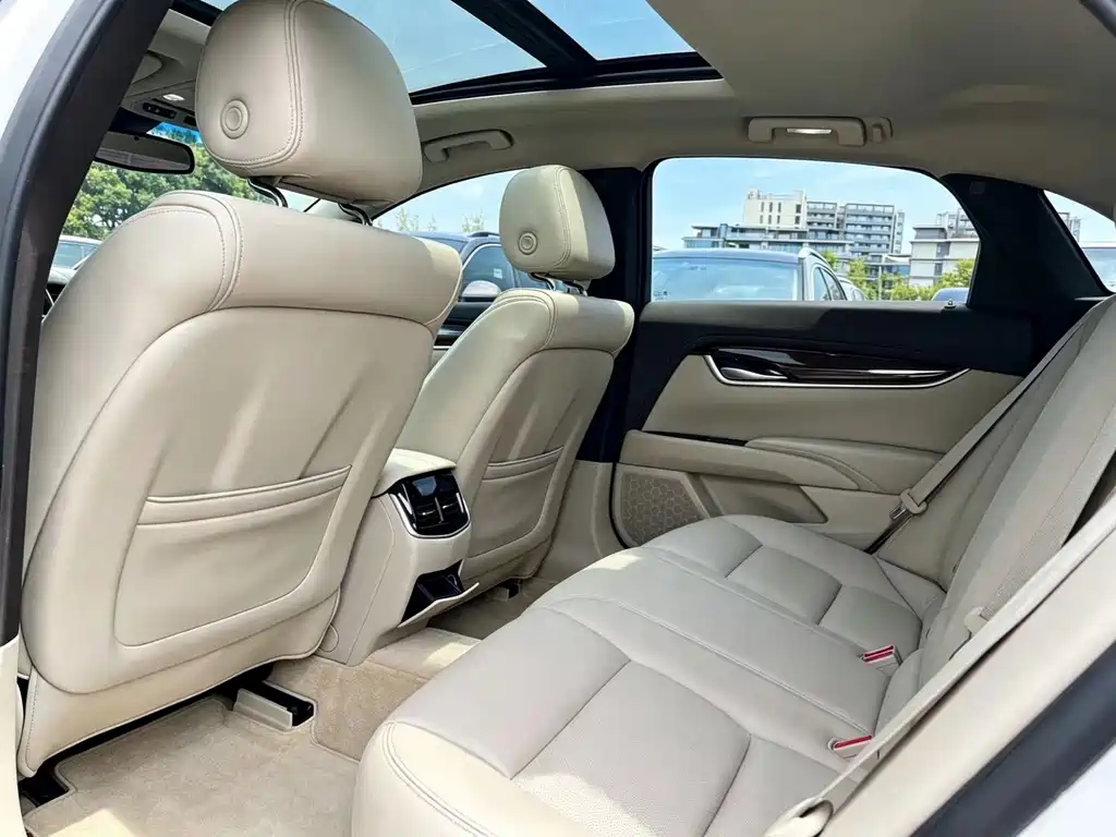 Cadillac XTS — миниатюра 10