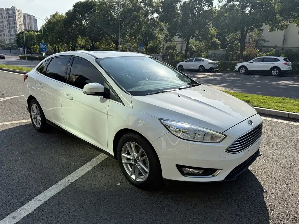 Ford Focus — миниатюра 6