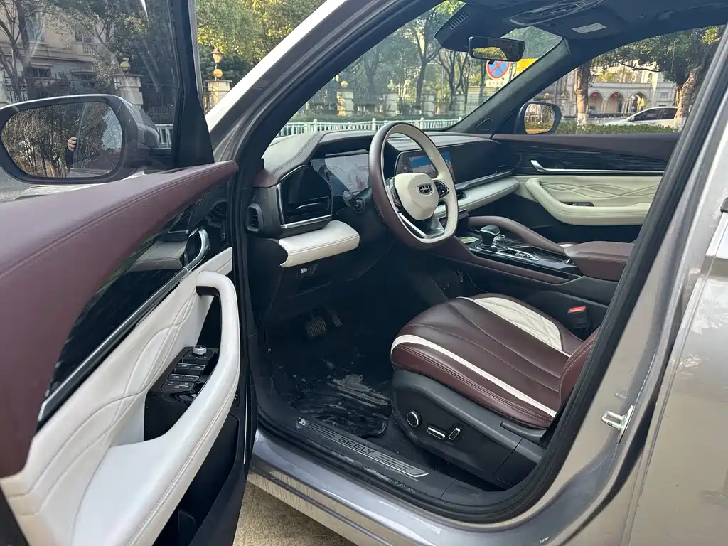 Geely Xingyue L — миниатюра 12