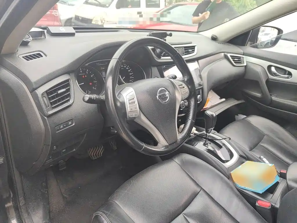 Nissan X-Trail — миниатюра 11