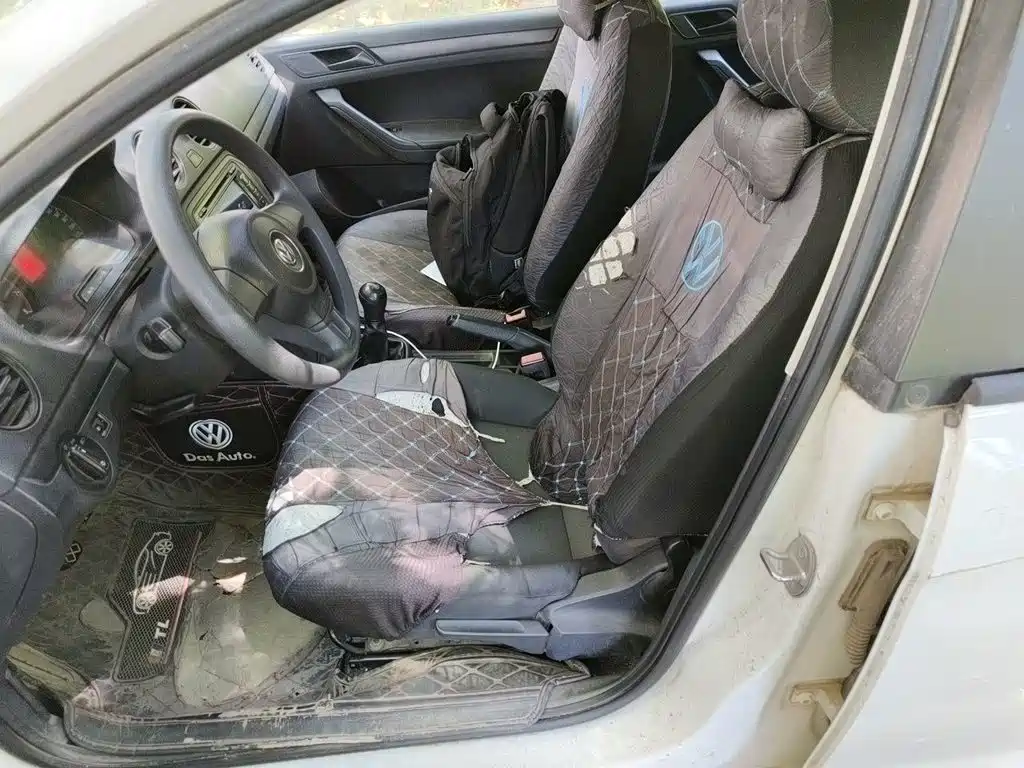 Volkswagen Jetta — миниатюра 11