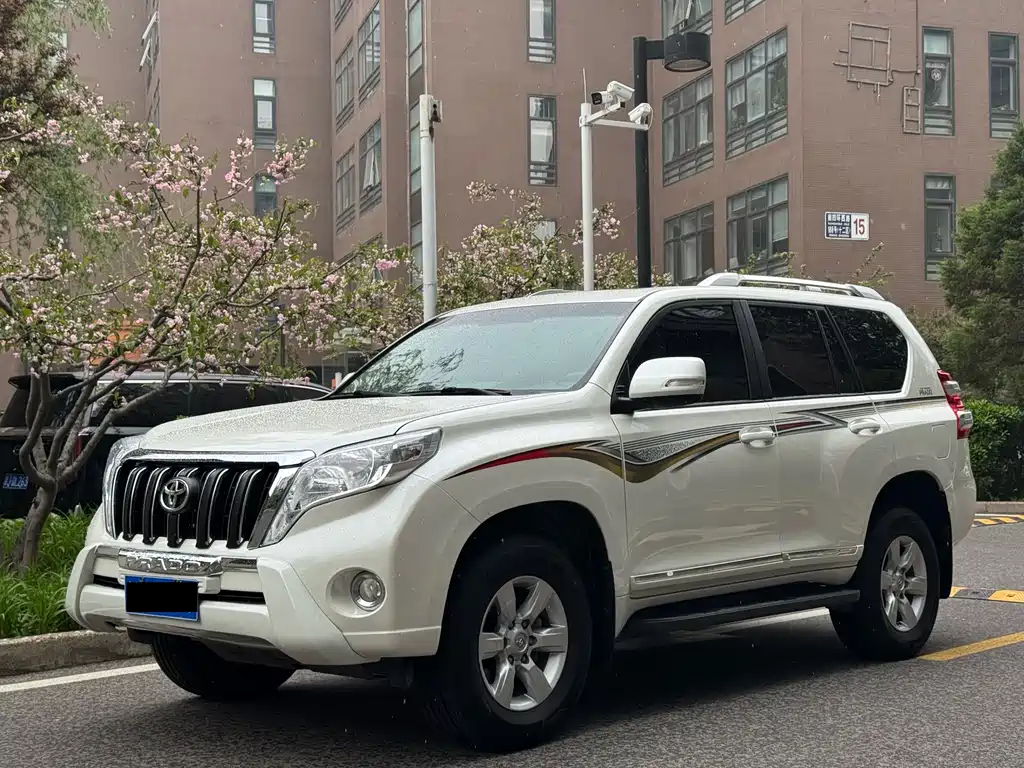 Toyota Prado (Import) 2016