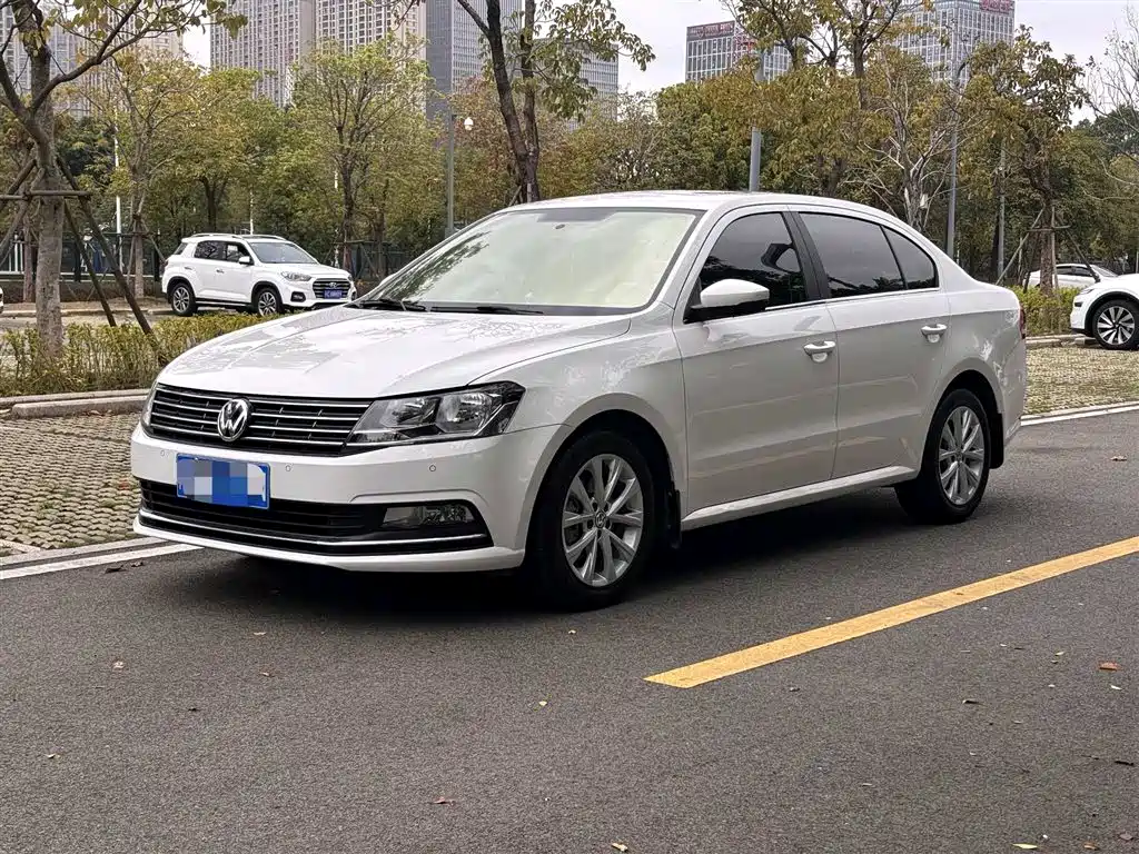 Volkswagen Lavida 2016