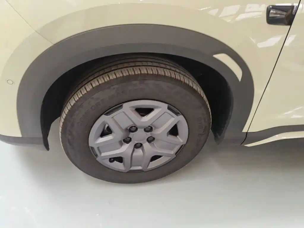 BYD Yuan UP — миниатюра 23