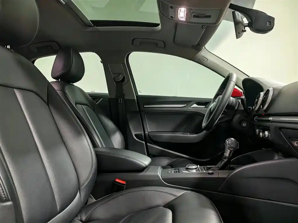 Audi A3 2018 30 Limousine 35 TFSI