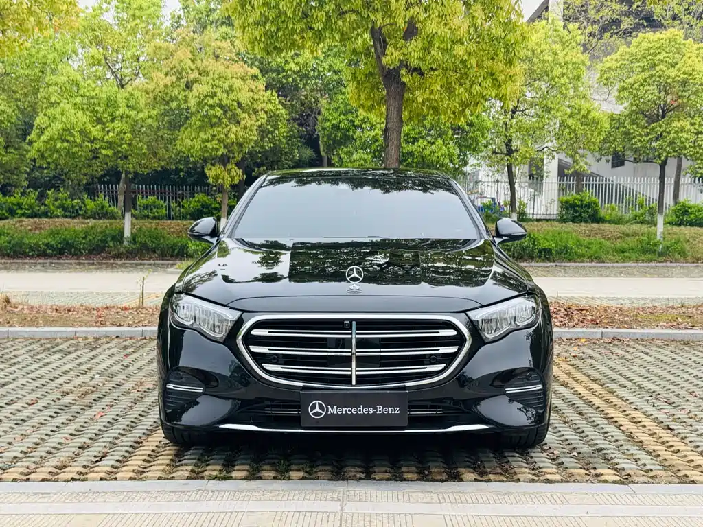 Mercedes-Benz E-Class E 2024 E 300 L Luxury