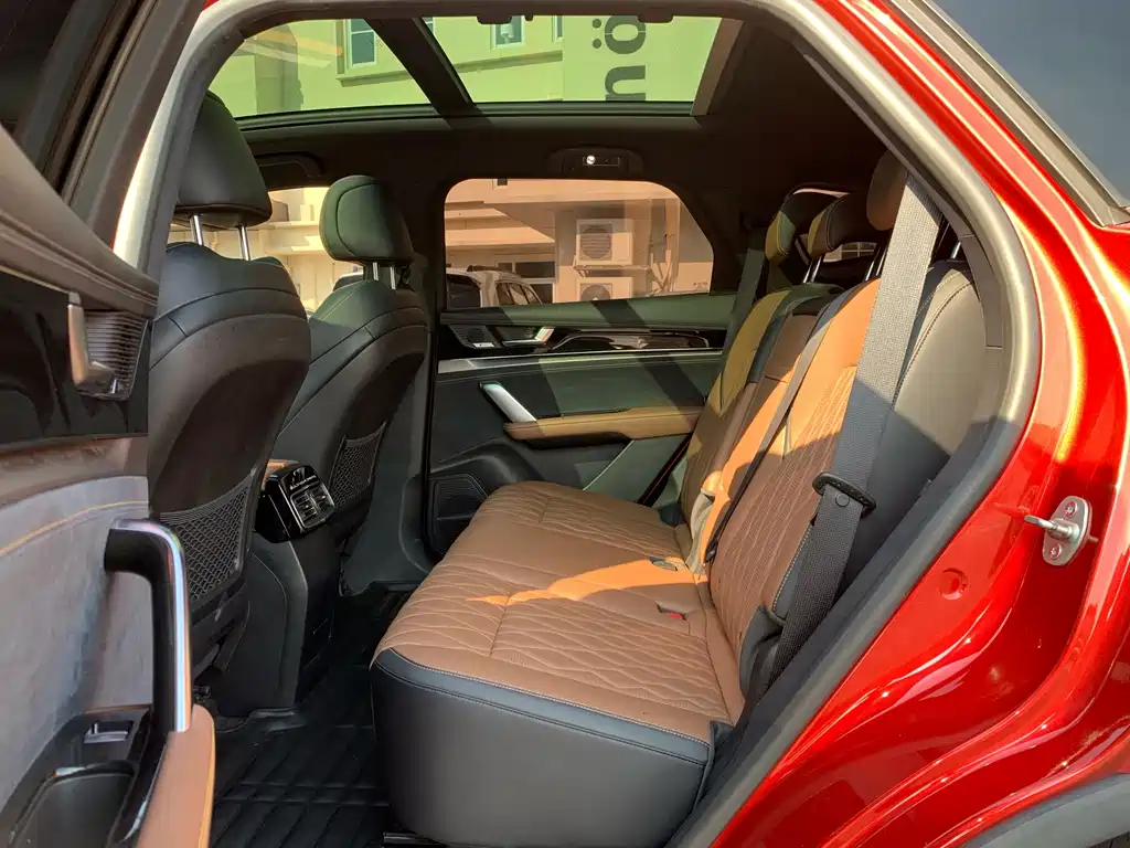 BYD Tang New Energy — миниатюра 15