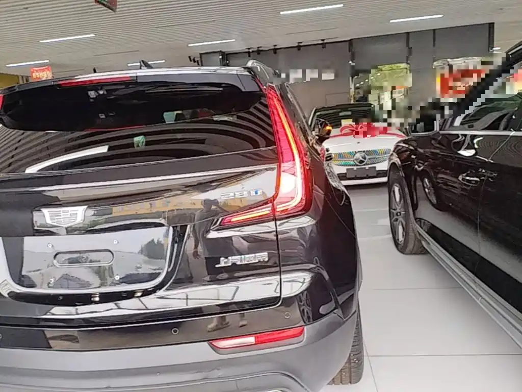 Cadillac XT4 2022 28T