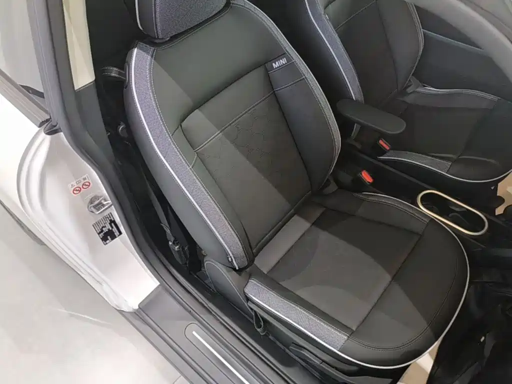MINI MINI COOPER EV — миниатюра 25