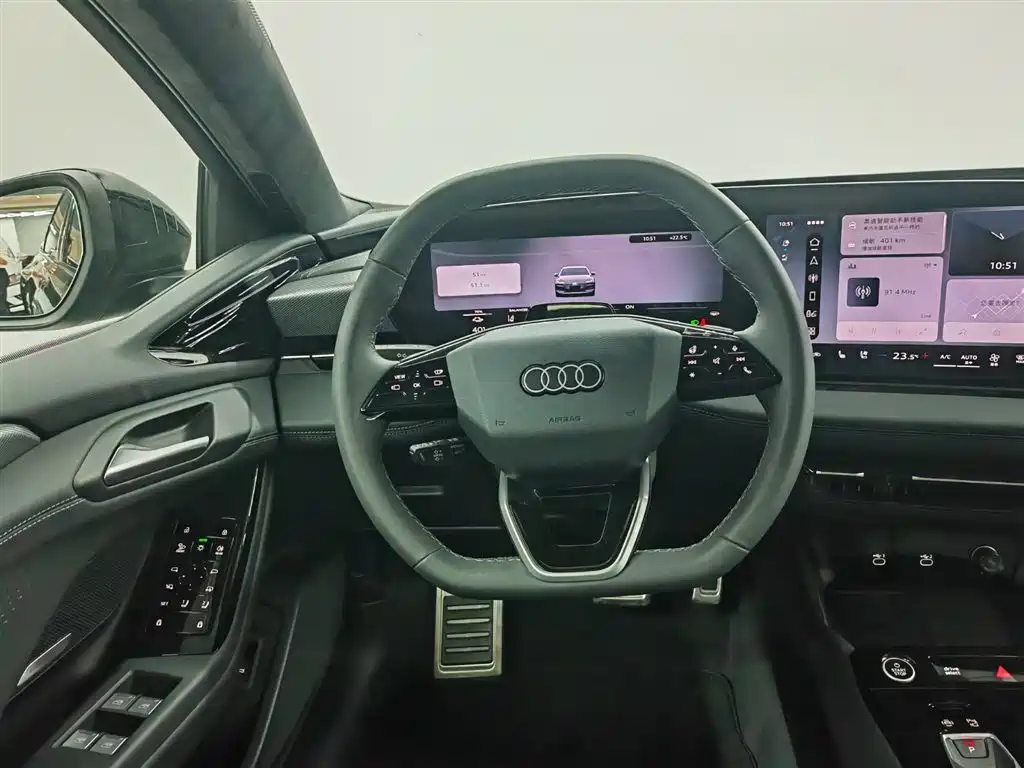Audi A6L e-tron — миниатюра 8